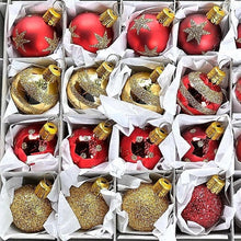 Lade das Bild in den Galerie-Viewer, 24 mundgeblasene Weihnachtskugeln á 3 cm rot/gold Mundgeblasene Weihnachtskugel Kunsthandel Rueckeshaeuser
