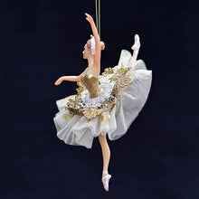 Lade das Bild in den Galerie-Viewer, Elegante Ballerina in gold und weiß Weihnachtsbaumschmuck Kunsthandel Rueckeshaeuser
