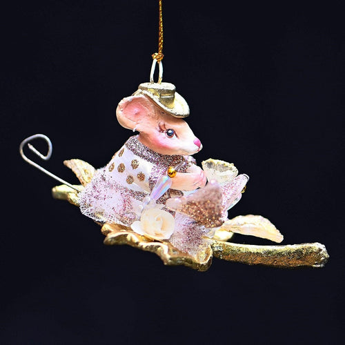 Filigrane Maus mit goldenem Hut auf einem Blatt Weihnachtsbaumschmuck Kunsthandel Rueckeshaeuser