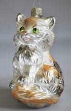 Lade das Bild in den Galerie-Viewer, Katze / sitzend Mundgeblasener Weihnachtsschmuck Kunsthandel Rueckeshaeuser
