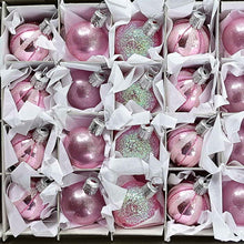 Lade das Bild in den Galerie-Viewer, Kopie von 24 mundgeblasene Weihnachtskugeln á 3 cm rosa/silber Mundgeblasene Weihnachtskugel Kunsthandel Rueckeshaeuser
